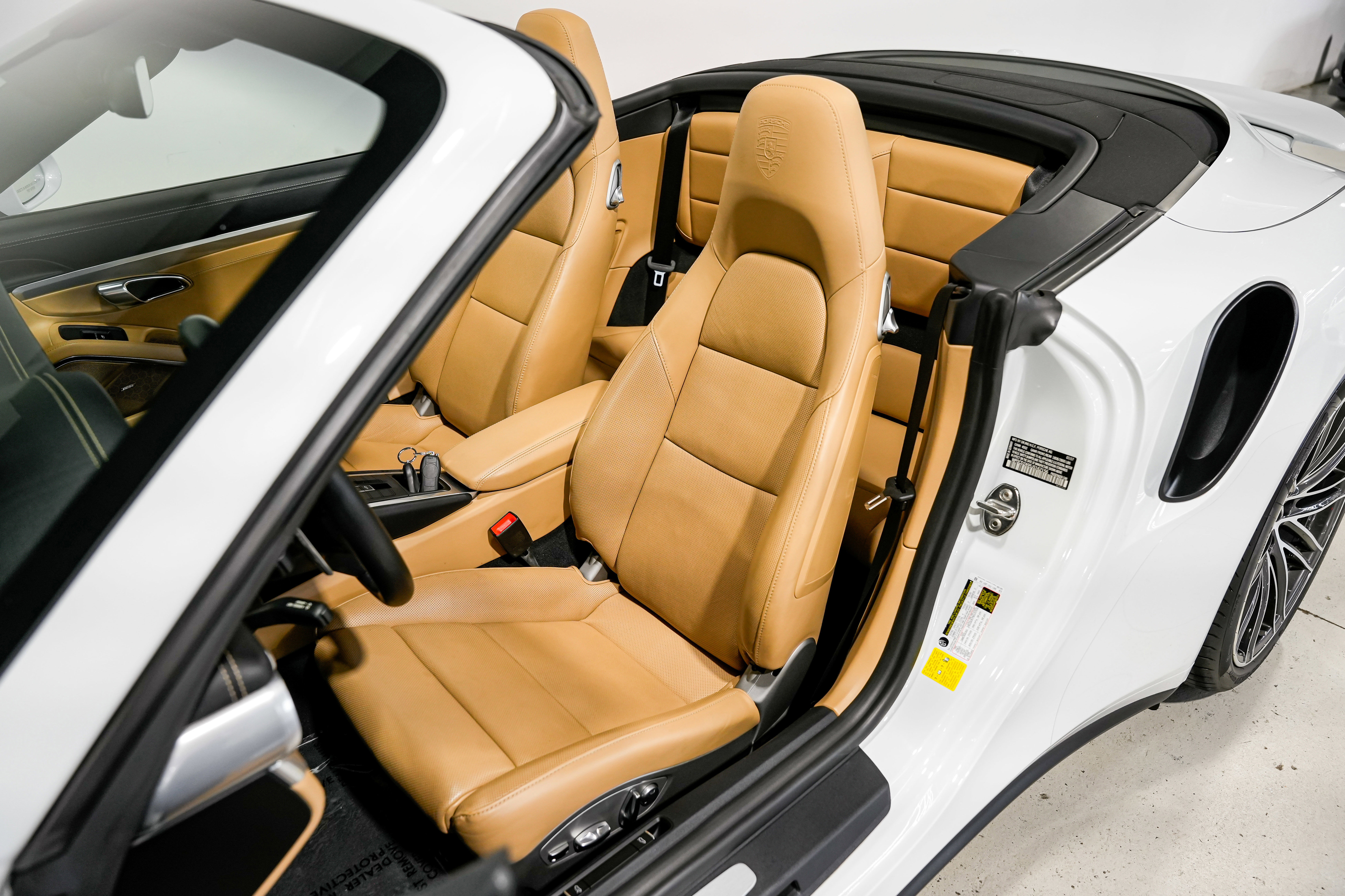 Used 2018 Porsche 911 Turbo image 22