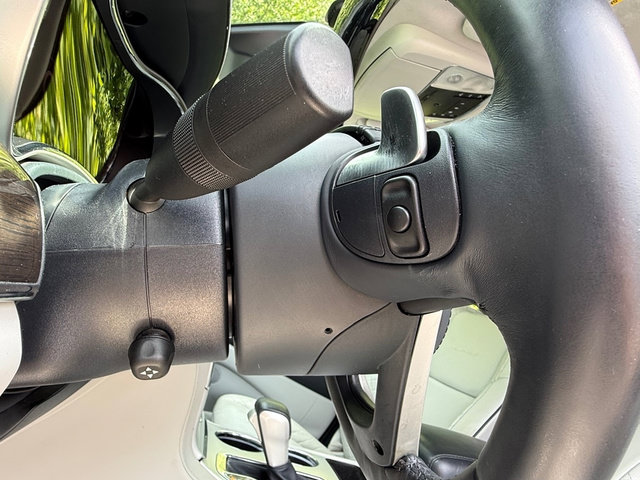 Used 2021 Jeep Grand Cherokee Summit RWD image 15