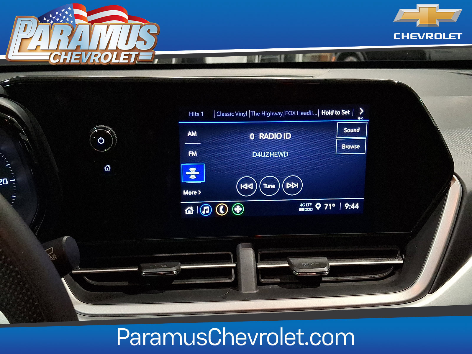 Used 2024 Chevrolet Trax LS w/ LS Convenience Package FWD image 15