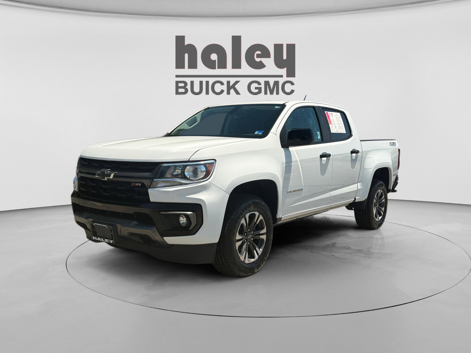 Used 2022 Chevrolet Colorado Z71 AWD/4WD image 1