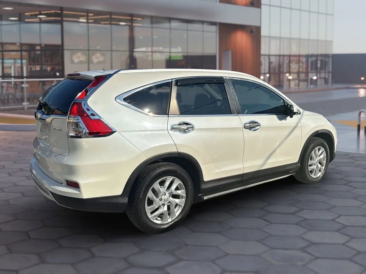 Used 2016 Honda CR-V EX-L image 11