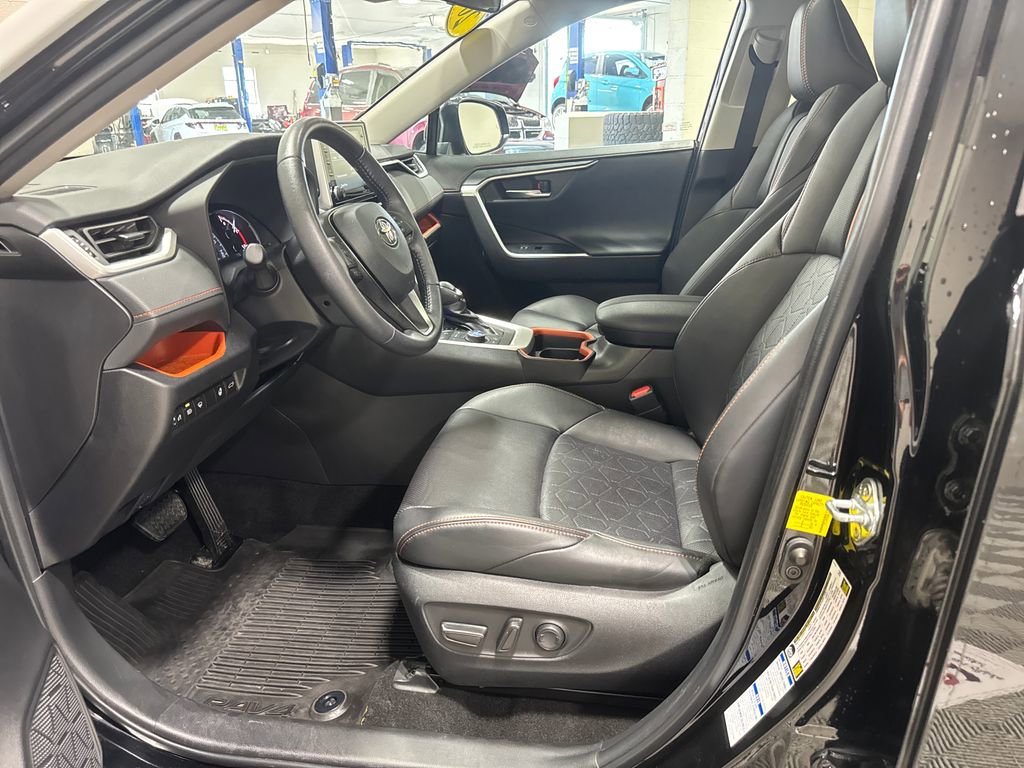 Used 2021 Toyota RAV4 Adventure w/ Convenience Package image 21