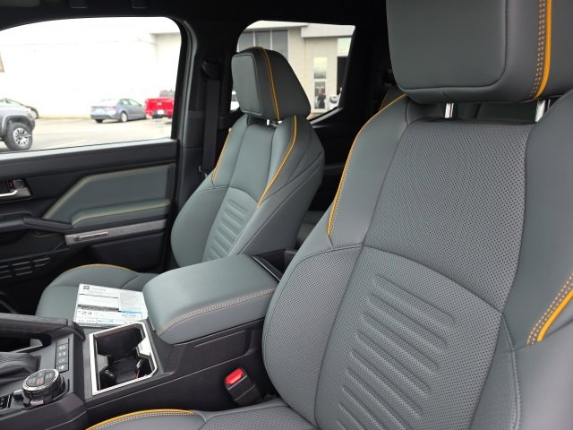 New 2025 Toyota Tacoma Trailhunter image 10