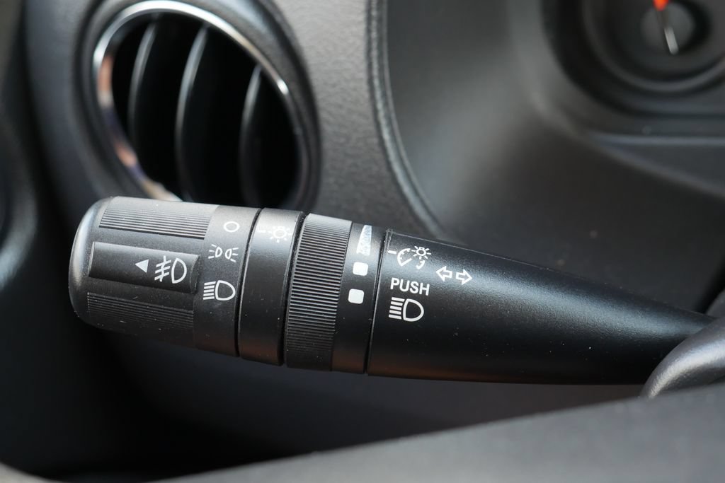 Used 2011 Jeep Patriot Sport FWD image 12