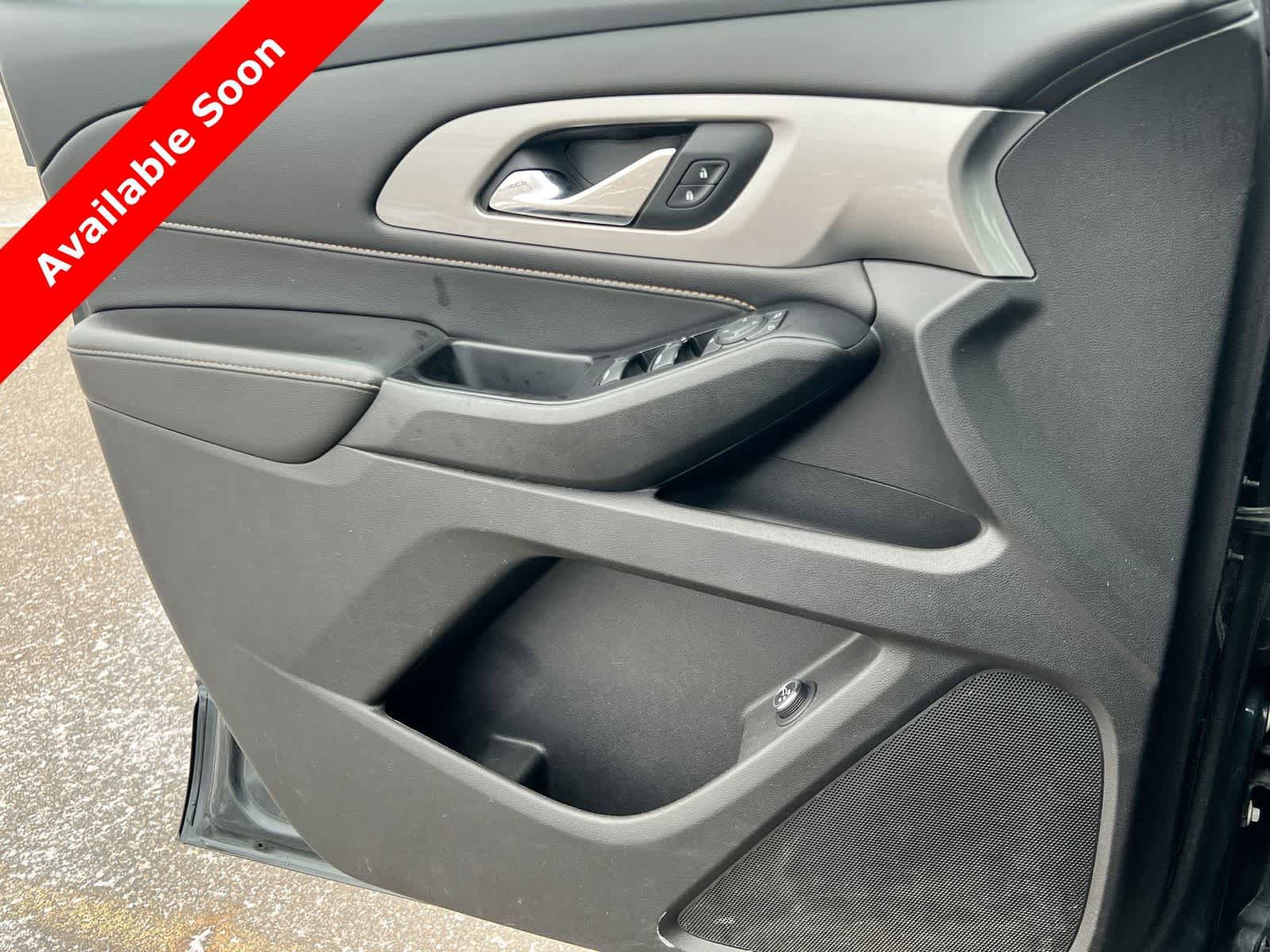Used 2018 Chevrolet Traverse LT w/ LPO, Floor Liner Package image 30