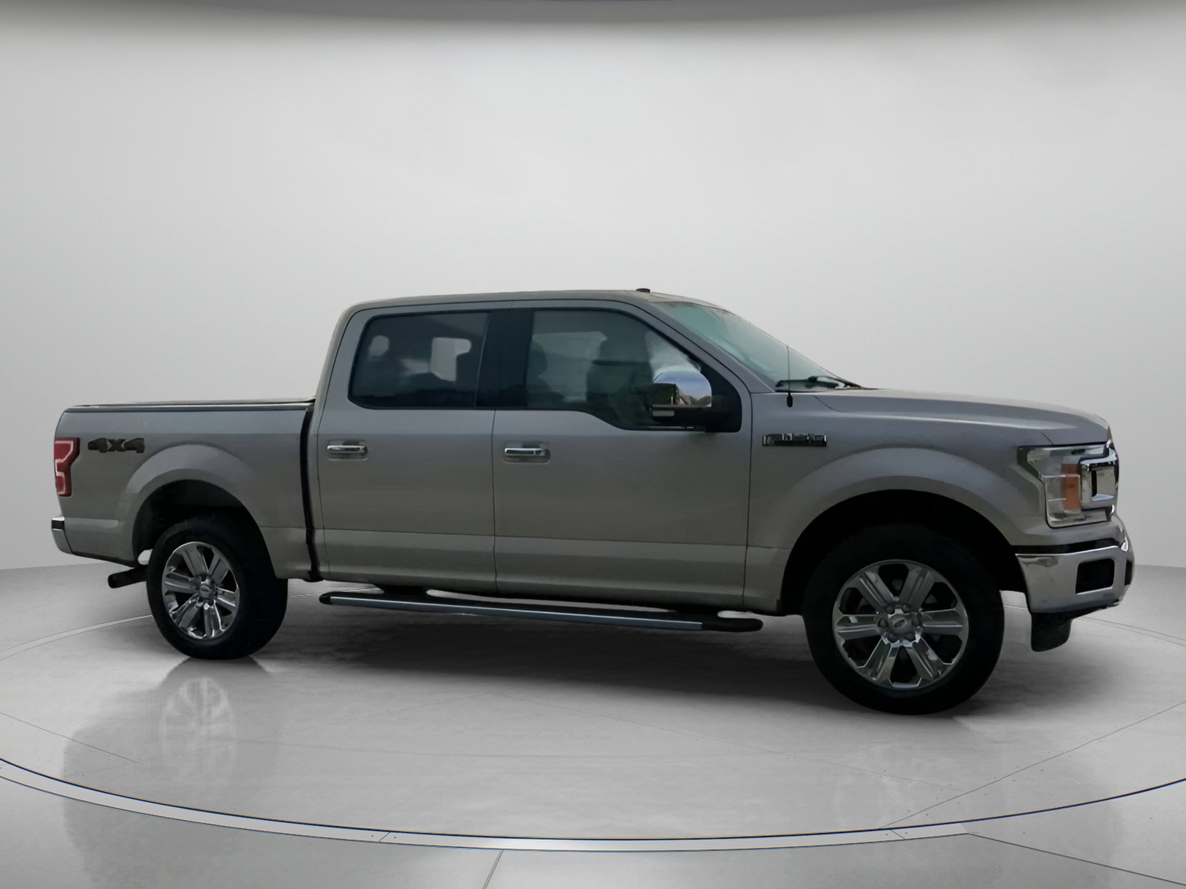 Certified 2018 Ford F150 XLT w/ Equipment Group 302A Luxury image 33