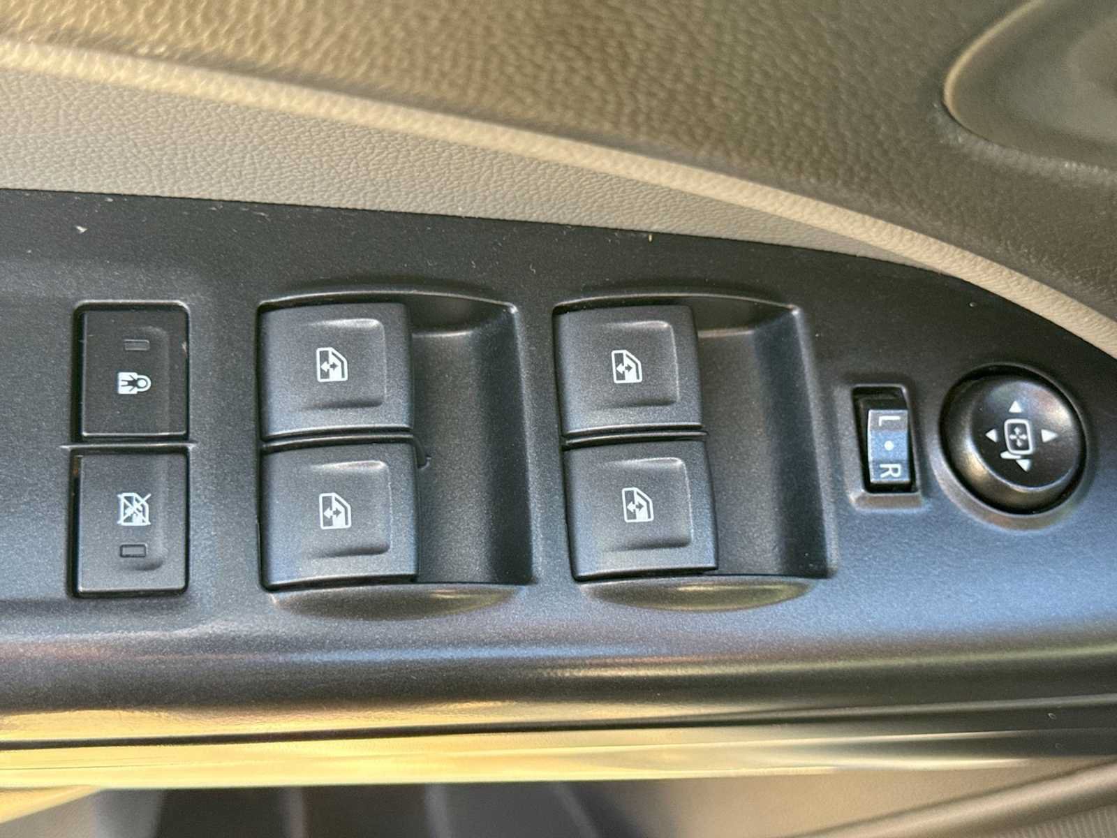Used 2019 Chevrolet Colorado W/T w/ WT Convenience Package AWD/4WD image 16