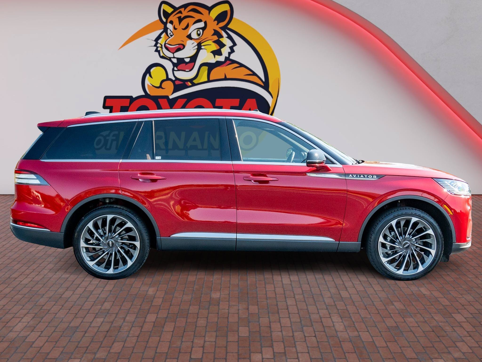 Used 2026 Lincoln Aviator Reserve AWD/4WD image 4