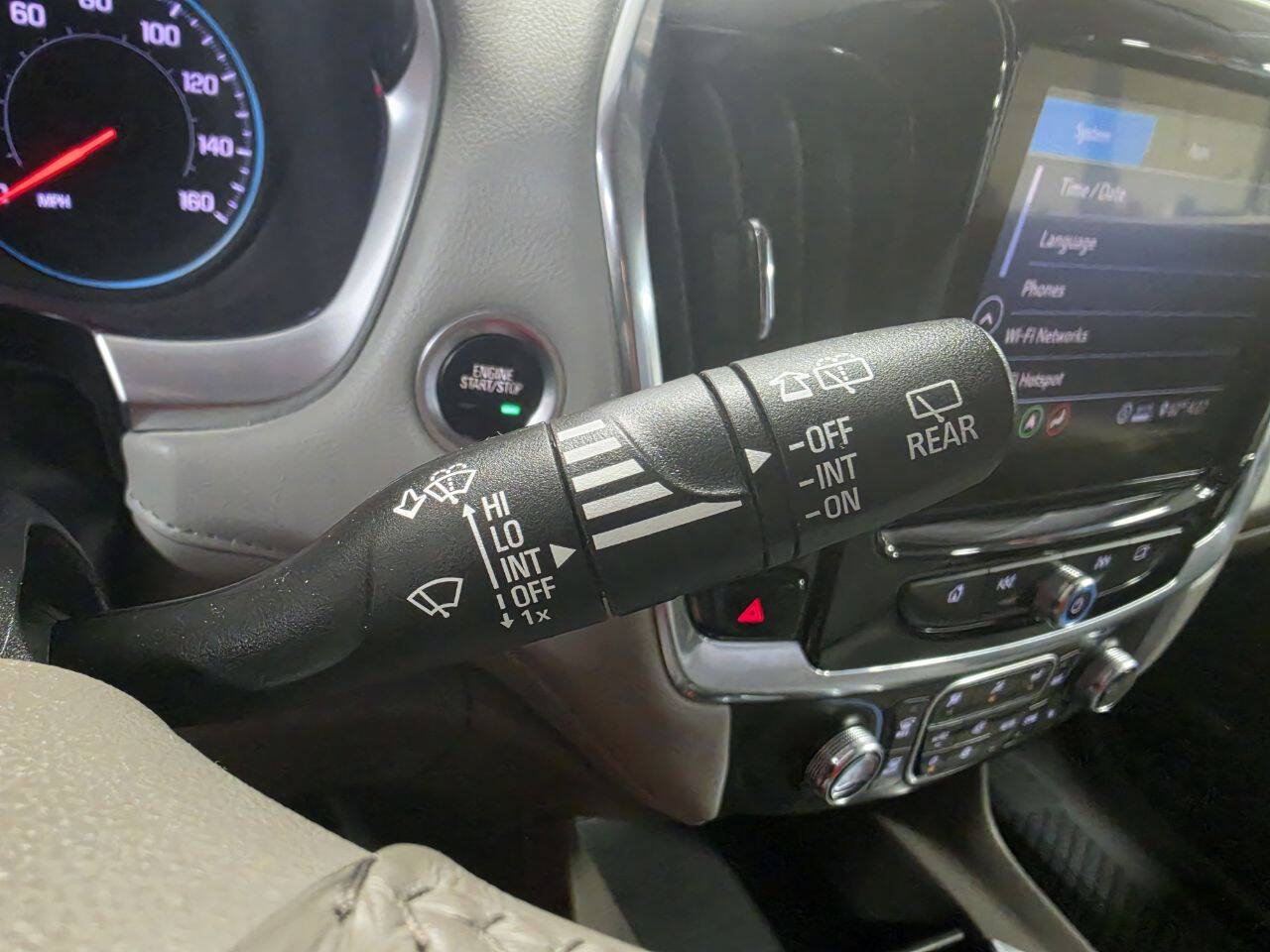 Used 2020 Chevrolet Traverse LT w/ LT Premium Package AWD/4WD image 34