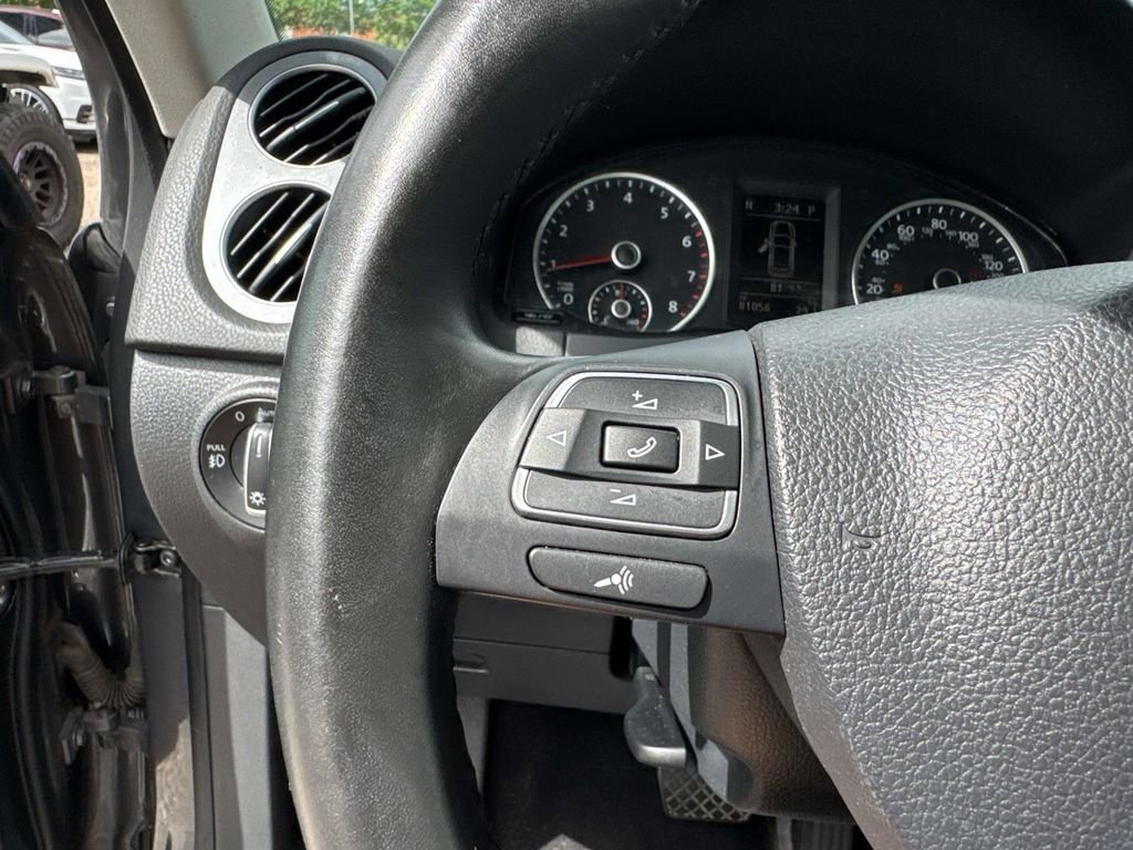 Used 2016 Volkswagen Tiguan SE FWD image 25