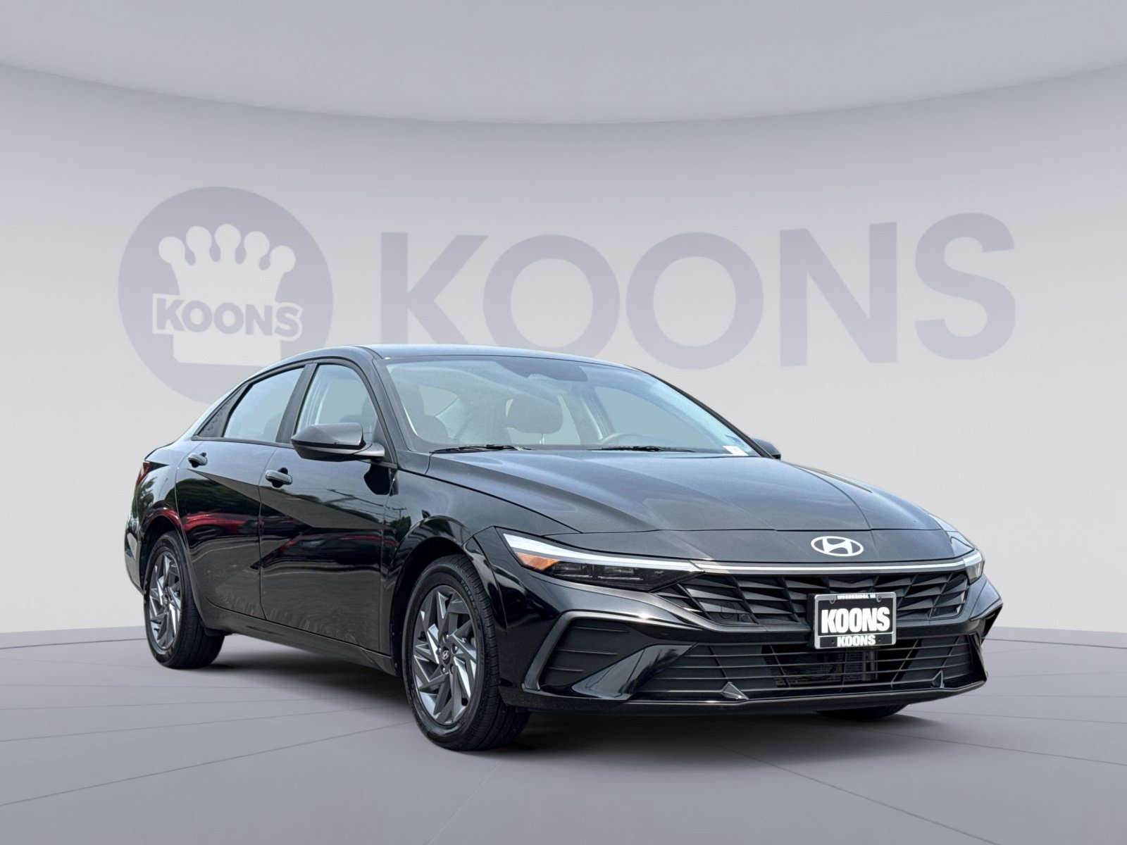 Certified 2024 Hyundai Elantra Blue FWD image 10