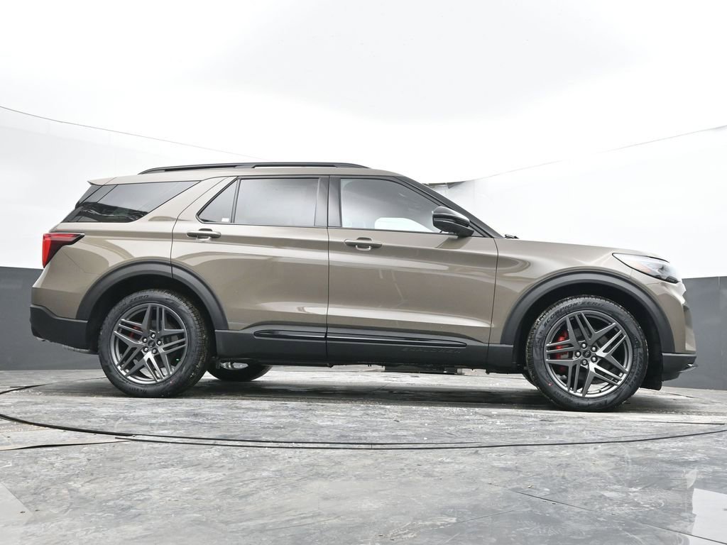 New 2026 Ford Explorer ST w/ Sun And Sound Package image 71