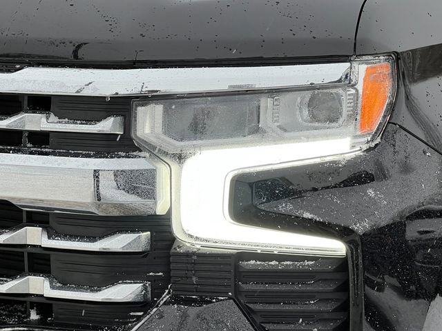 Used 2022 Chevrolet Silverado 1500 LTZ image 47