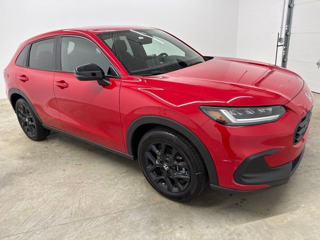 Certified 2025 Honda HR-V Sport image 3