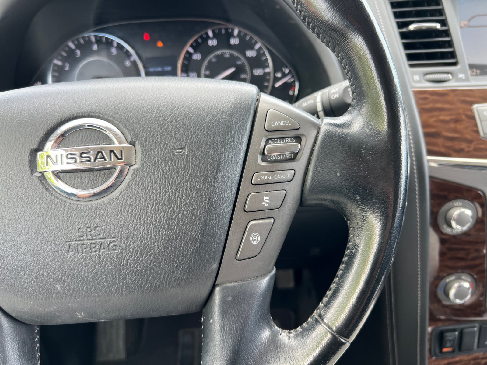 Used 2020 Nissan Armada SL w/ Premium Package AWD/4WD image 29