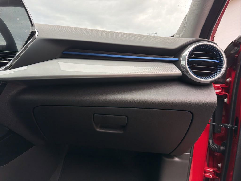 New 2026 Chevrolet Trax LT w/ Driver Confidence Package image 21