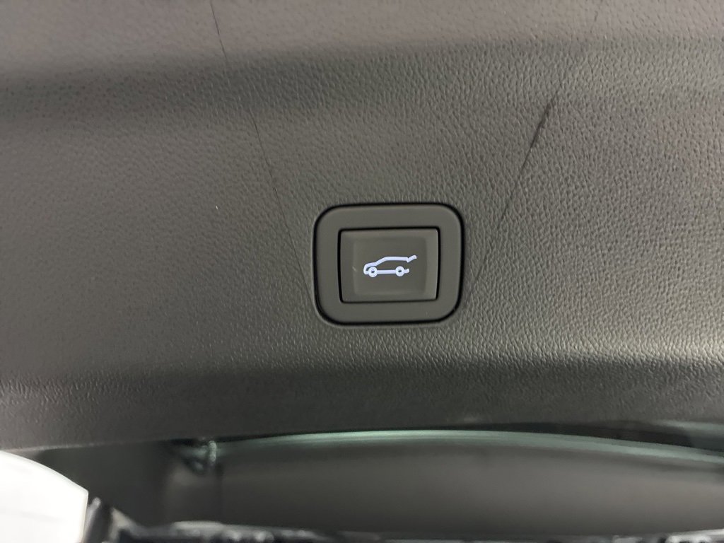 New 2026 GMC Yukon Elevation image 20