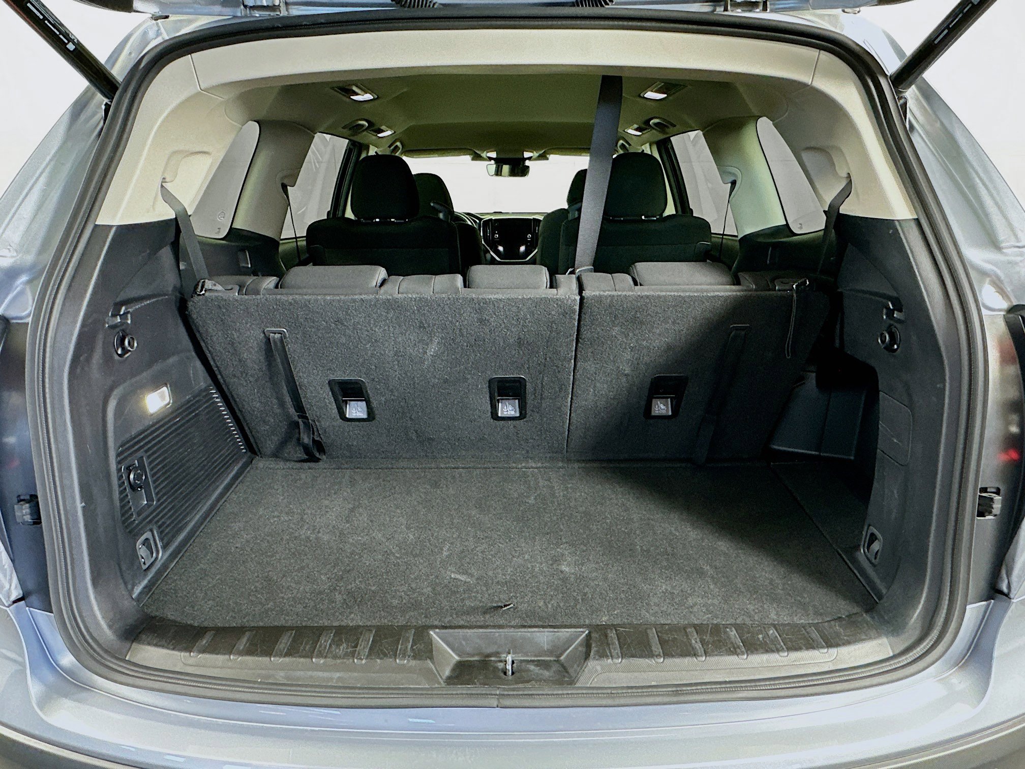 Used 2025 Subaru Ascent Premium AWD/4WD image 29