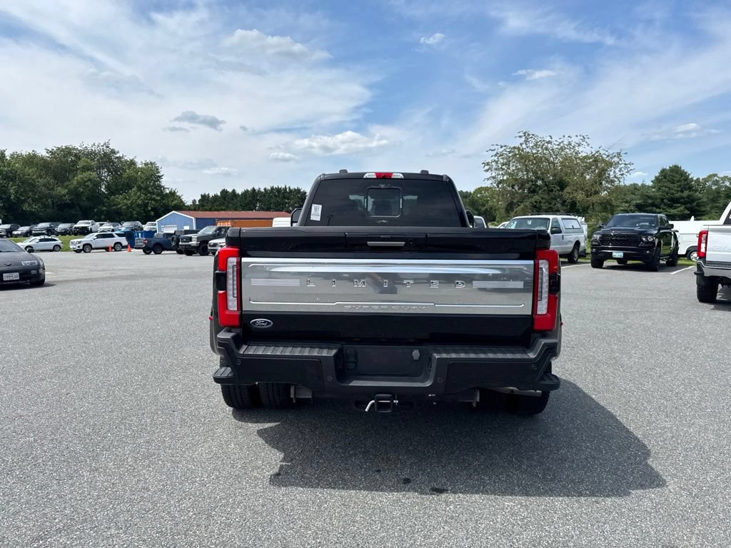 Used 2024 Ford F350 Limited w/ FX4 Off-Road Package AWD/4WD image 5