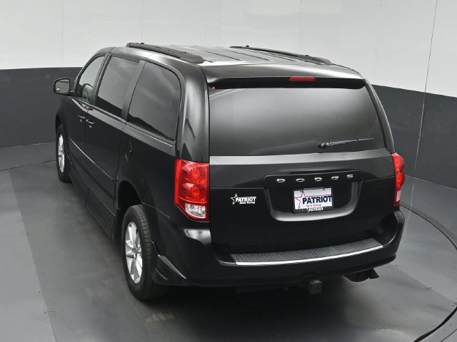 Used 2014 Dodge Grand Caravan SXT FWD image 37