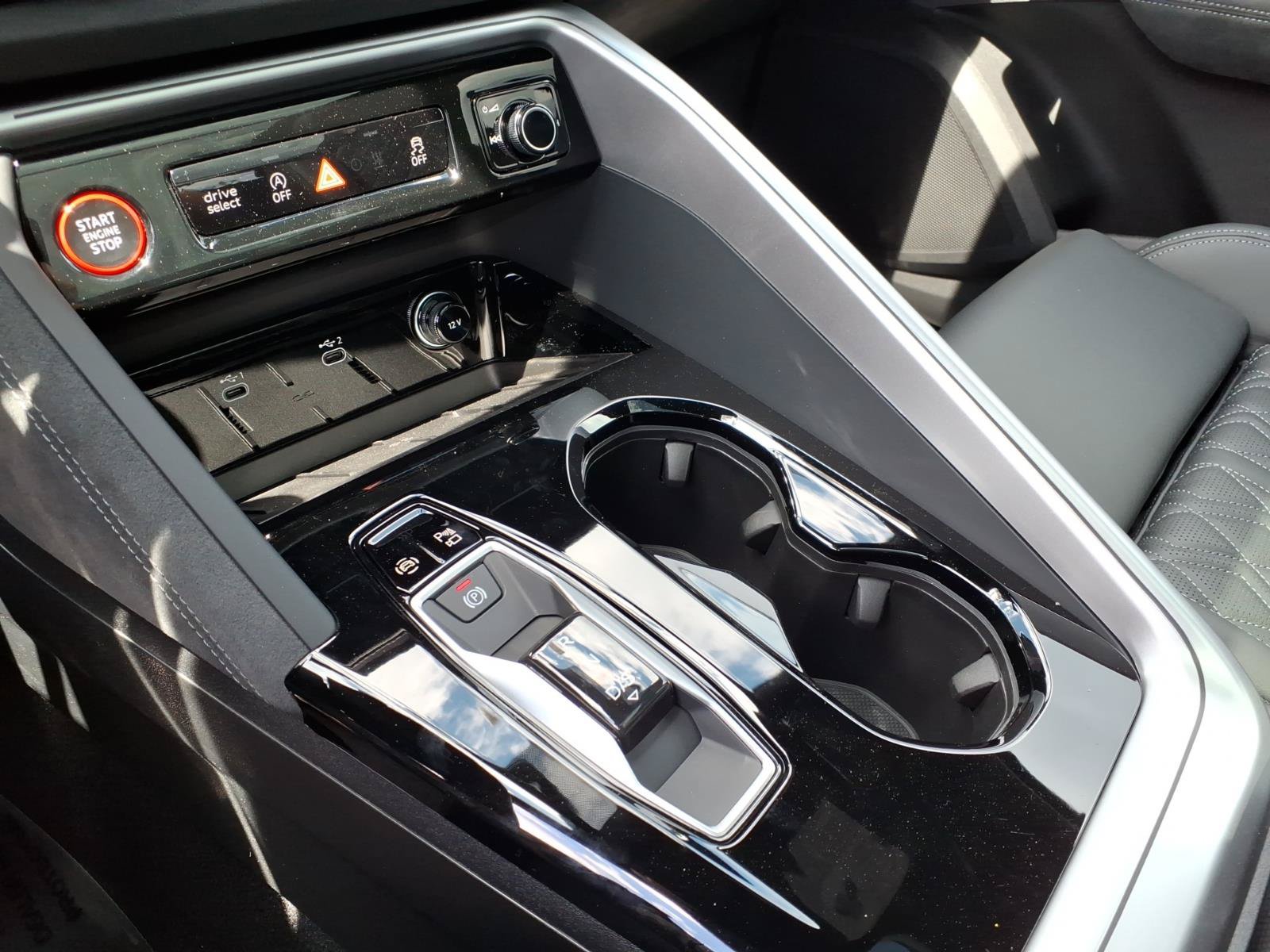 New 2026 Audi SQ5 Premium Plus AWD/4WD image 18