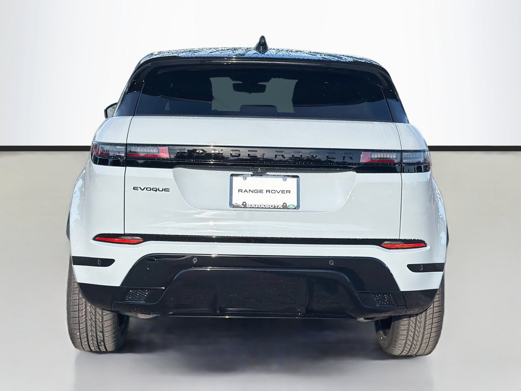 New 2026 Land Rover Range Rover Evoque Hoxton AWD/4WD image 4