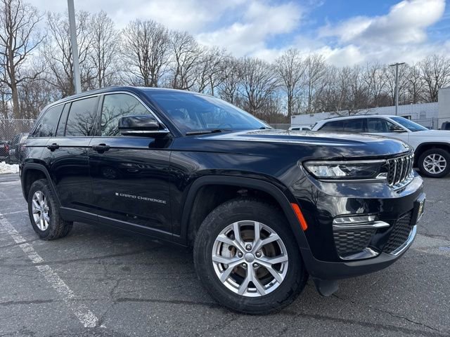 Used 2022 Jeep Grand Cherokee Limited image 1