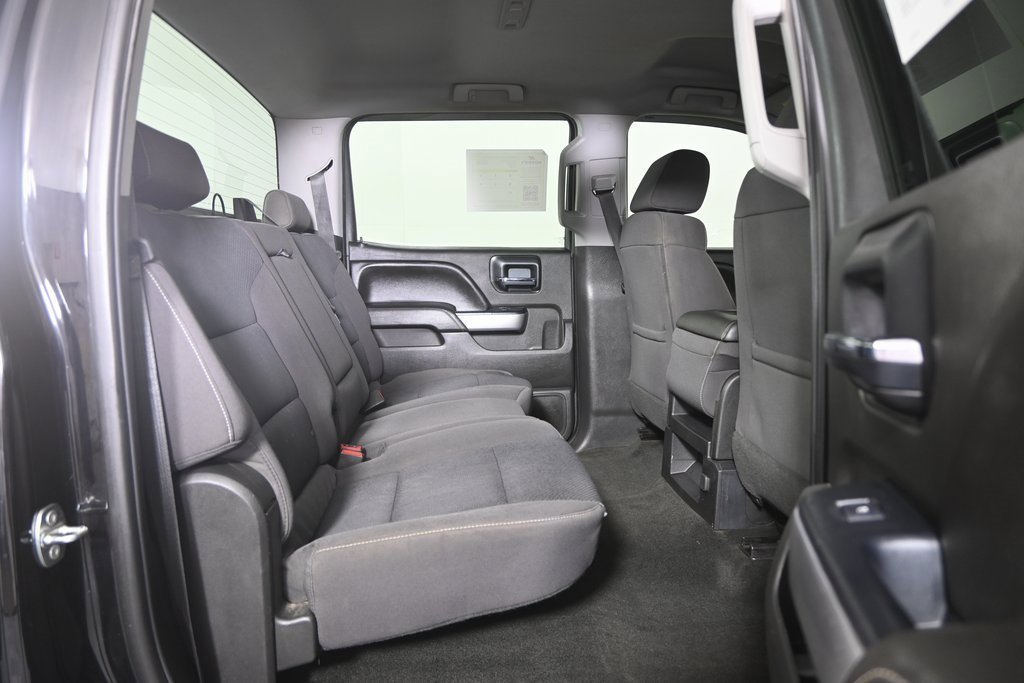 Used 2018 Chevrolet Silverado 1500 LT w/ All Star Edition image 16