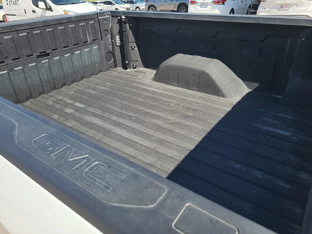 Used 2025 GMC Sierra 1500 AT4 w/ AT4 Premium Package AWD/4WD image 27