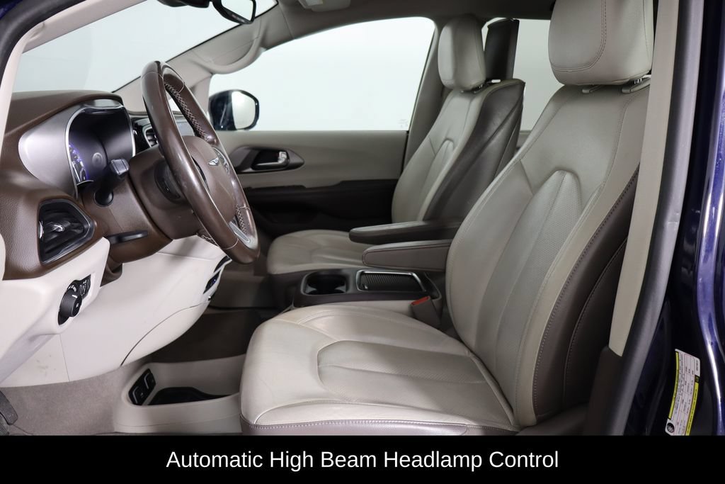 Used 2019 Chrysler Pacifica Touring-L Plus w/ Advanced Safetytec Group FWD image 14