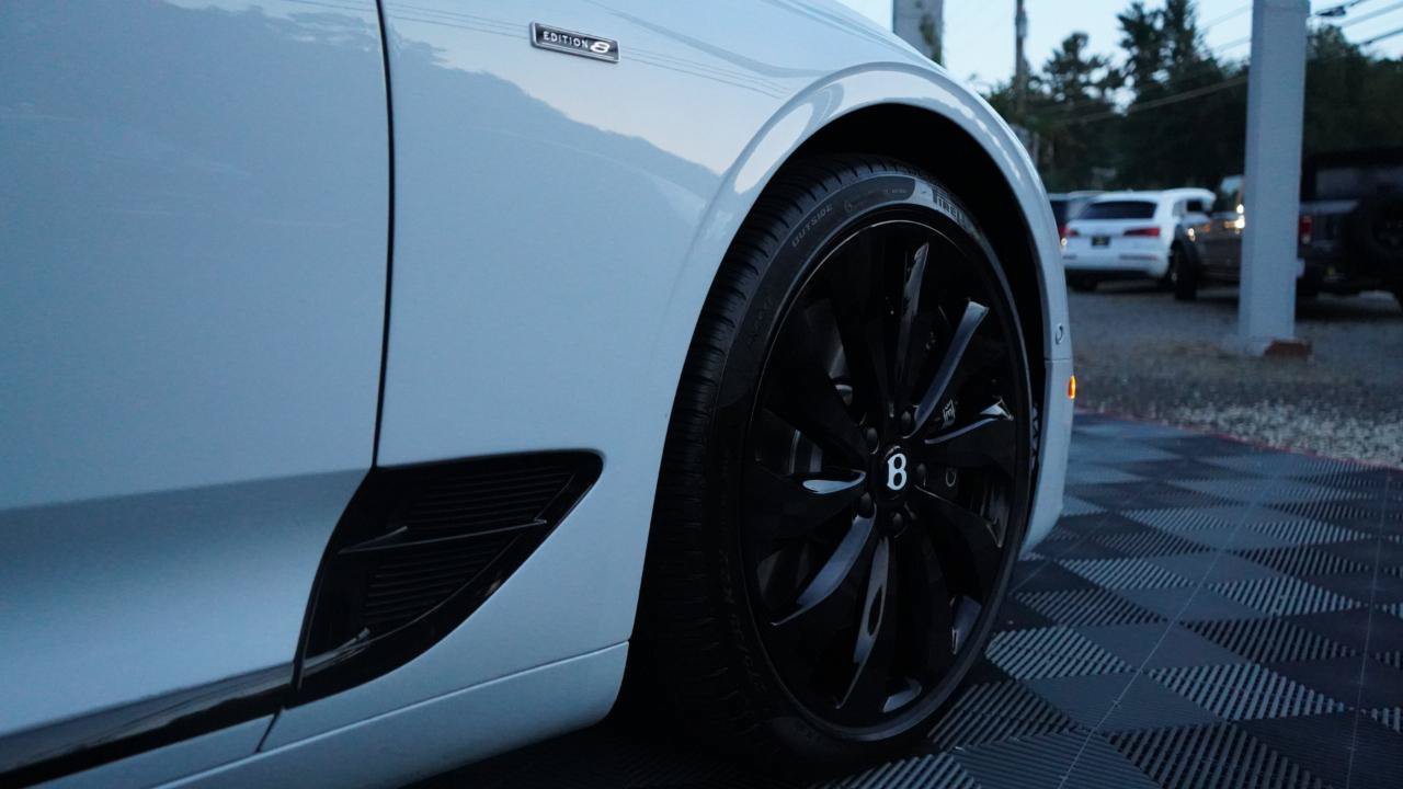 Used 2024 Bentley Continental GT V8 AWD/4WD image 29