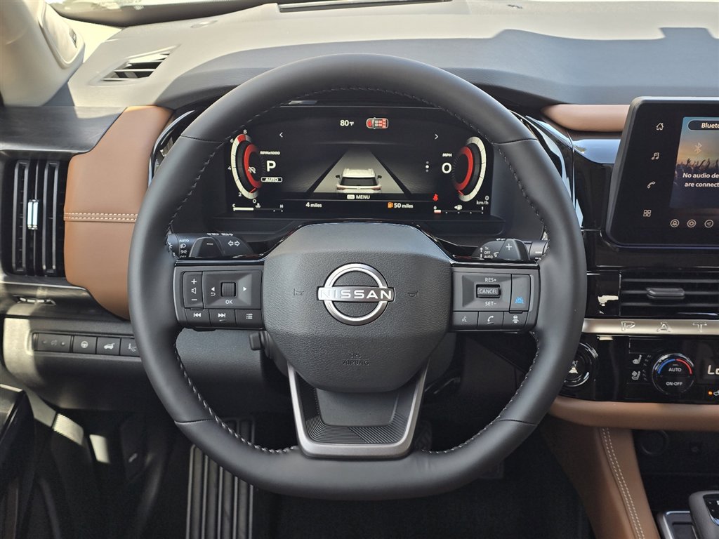 New 2026 Nissan Pathfinder Platinum w/ Lighting Package AWD/4WD image 15