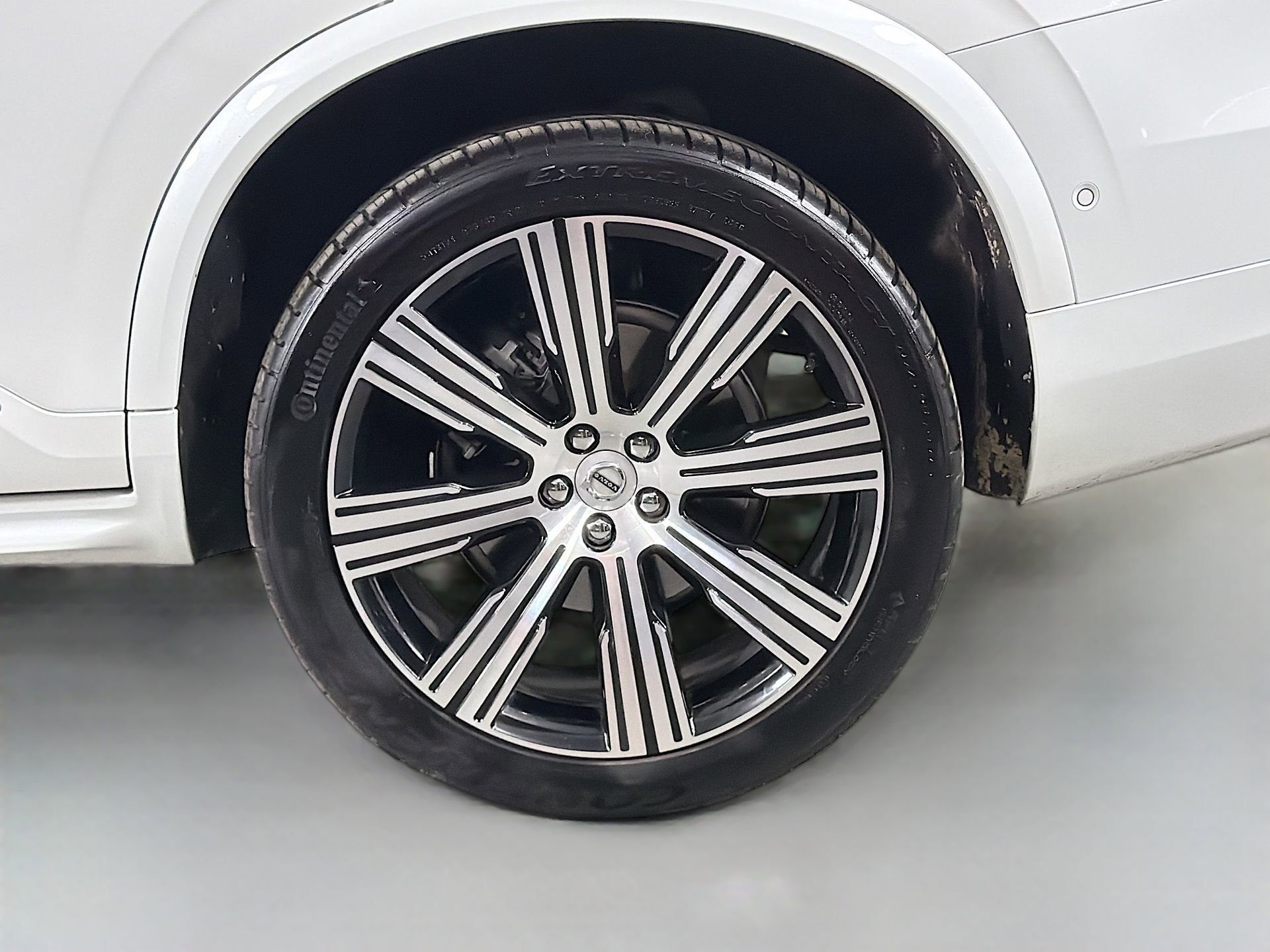 Certified 2022 Volvo XC90 T6 Inscription w/ Lounge Package AWD/4WD image 32