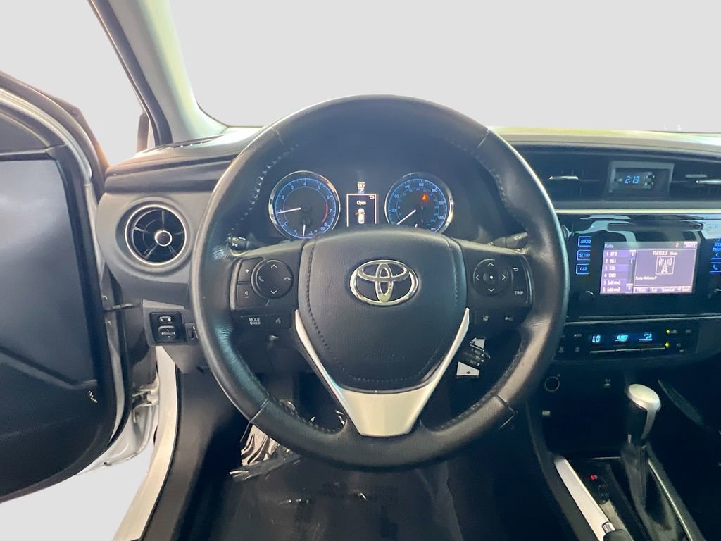 Used 2019 Toyota Corolla SE FWD image 11