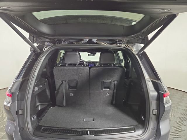 Used 2023 Jeep Grand Cherokee L Laredo AWD/4WD image 32