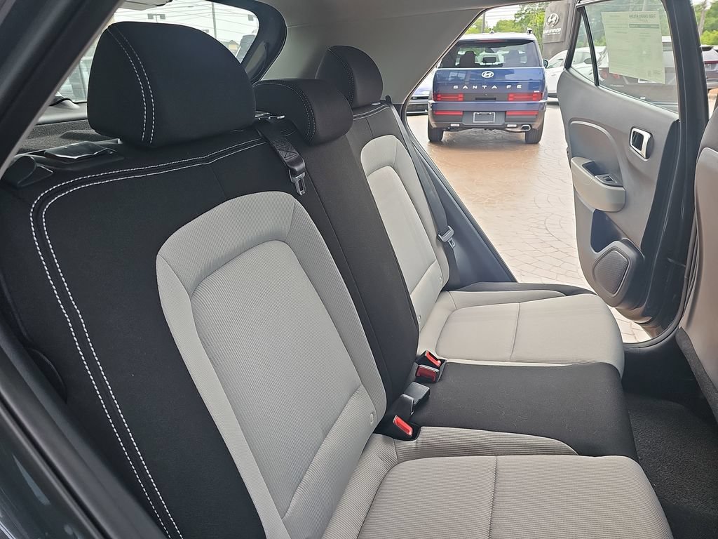 Certified 2026 Hyundai Venue SEL FWD image 12