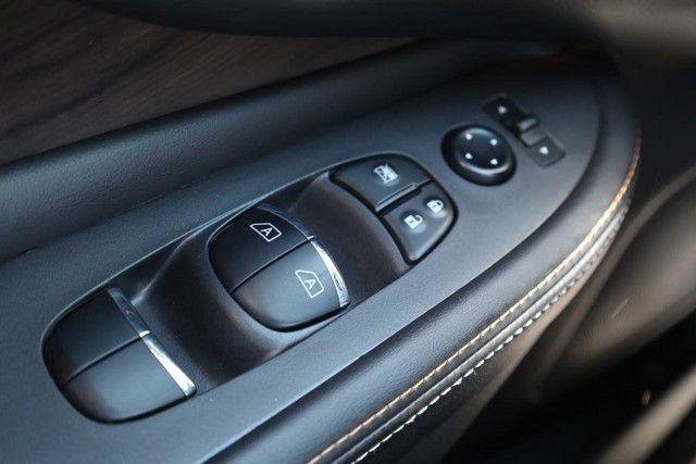 Used 2022 Nissan Murano Platinum w/ Cargo Package AWD/4WD image 19