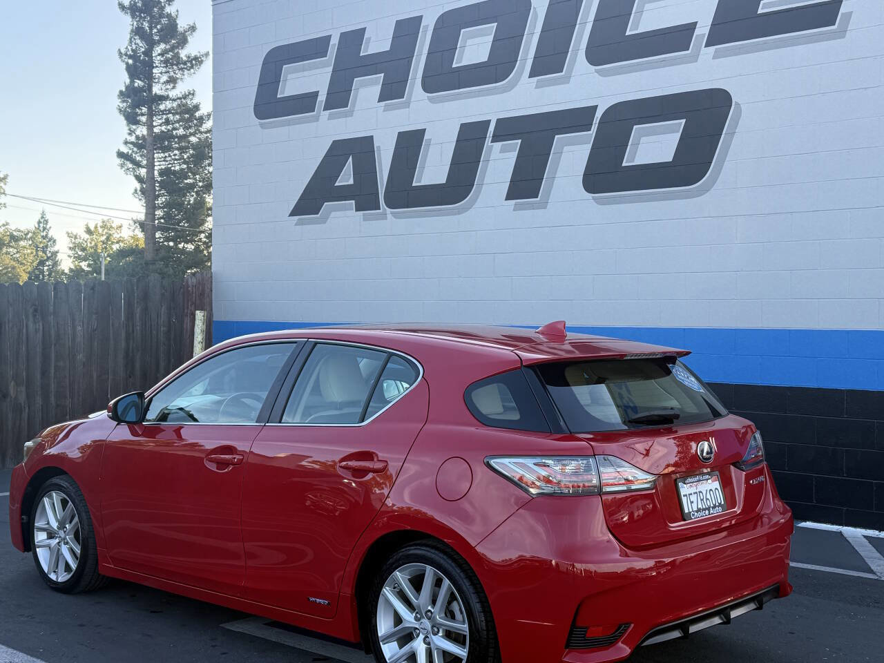 Used 2014 Lexus CT 200h image 18