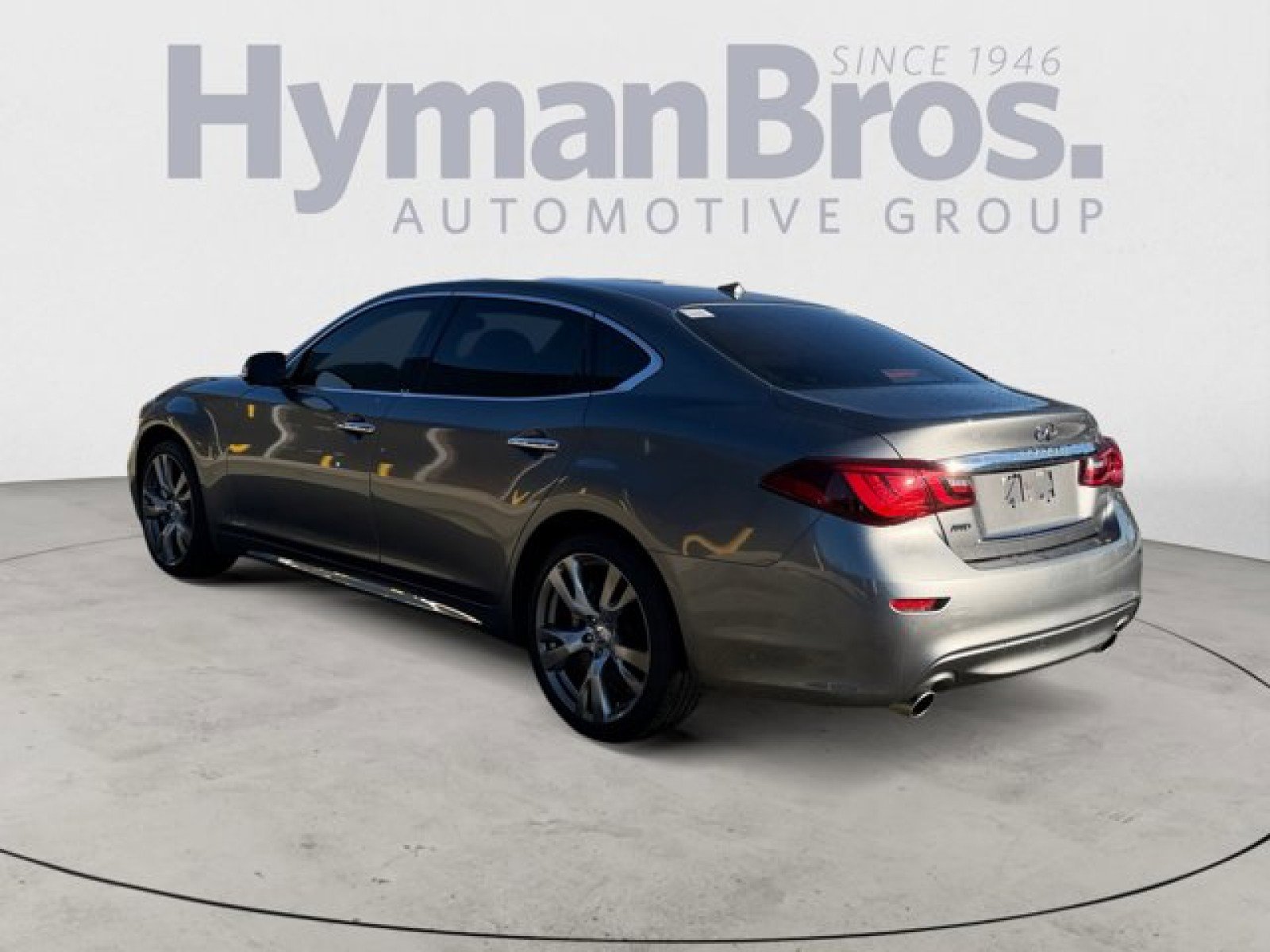 Used 2018 INFINITI Q70 L 3.7 image 5