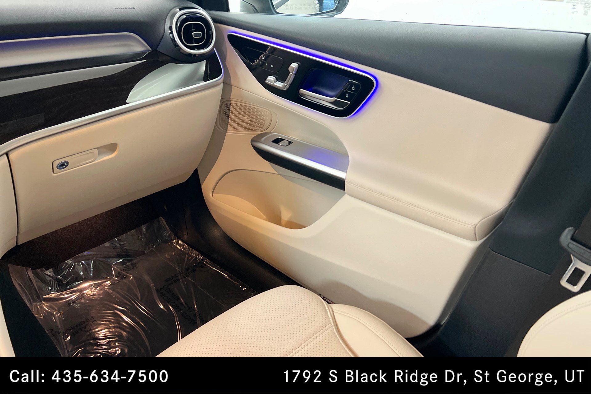 Certified 2025 Mercedes-Benz GLC 300 4MATIC image 10