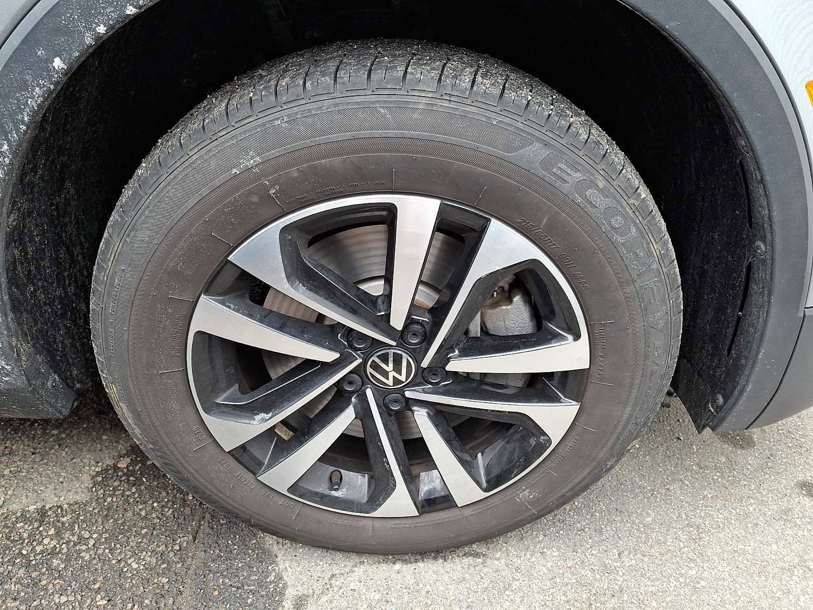 Used 2023 Volkswagen Tiguan S image 5