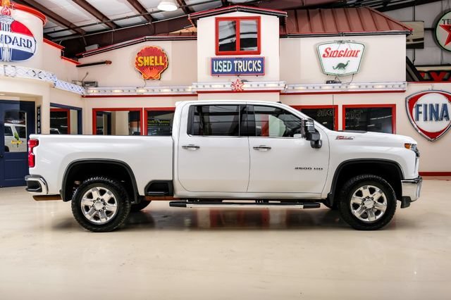 Used 2020 Chevrolet Silverado 2500 LTZ w/ LTZ Premium Package AWD/4WD image 10