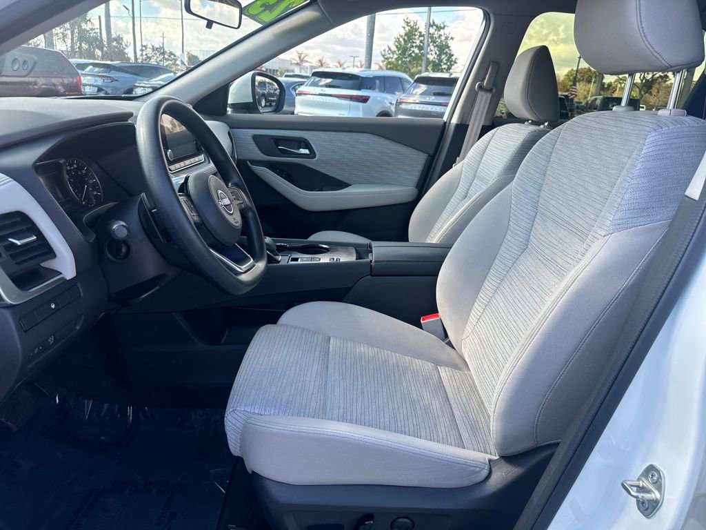 Certified 2023 Nissan Rogue SV image 10