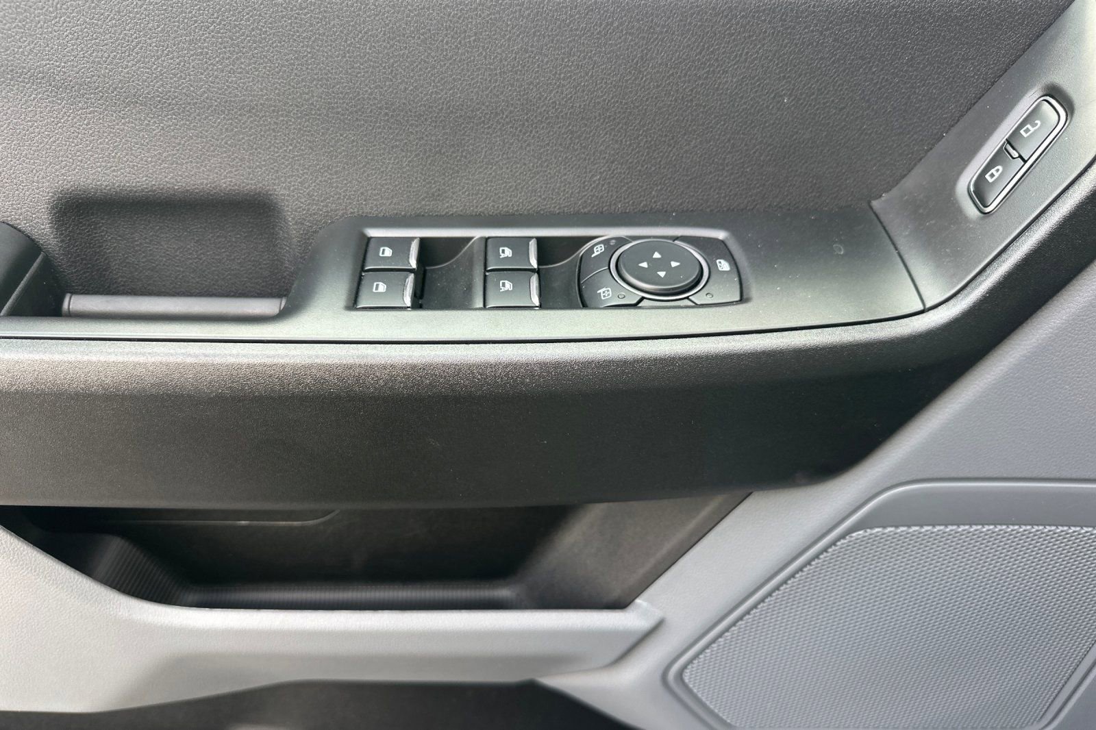 New 2026 Ford F350 XL w/ XL Chrome Package image 11