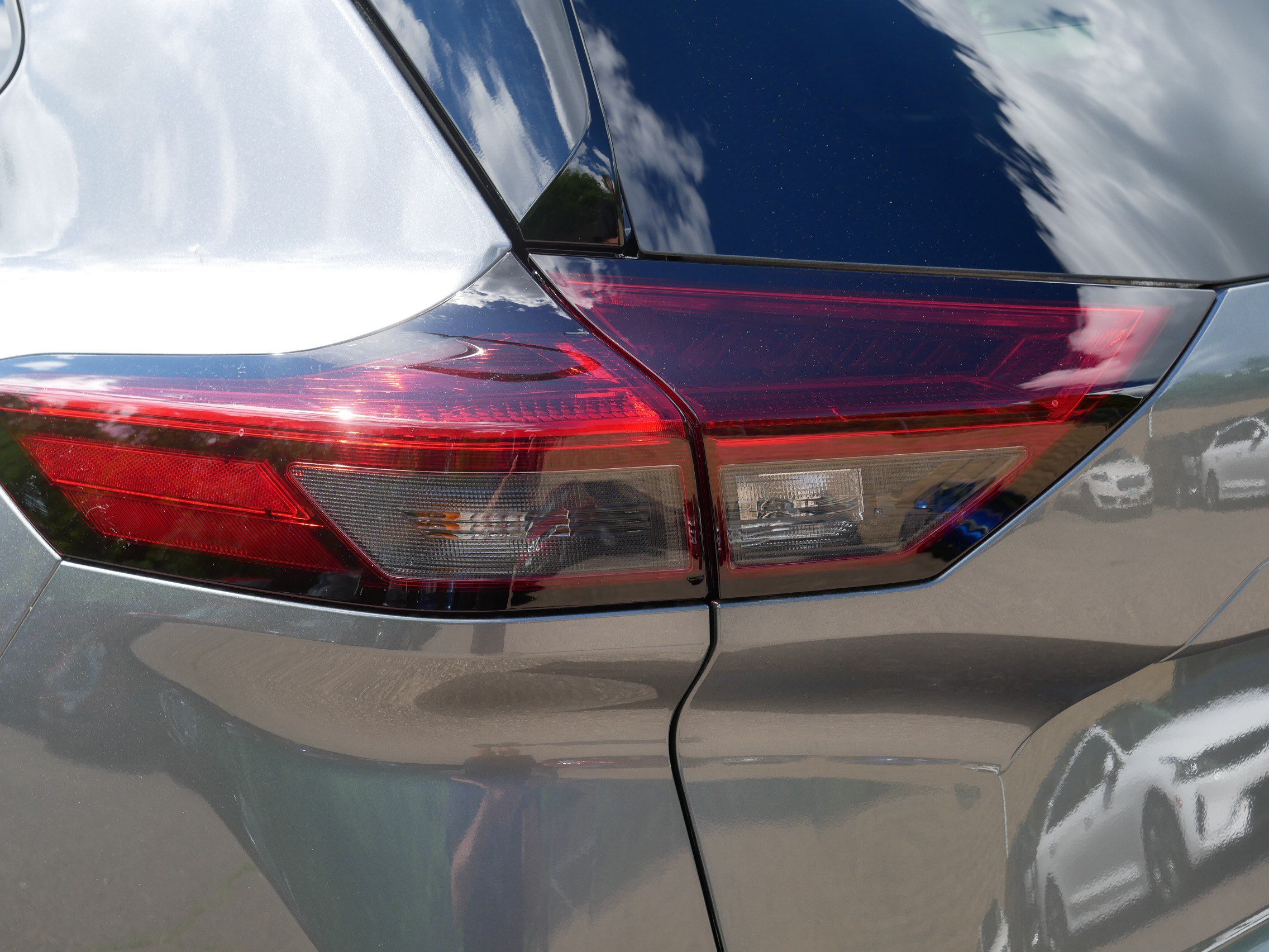 Certified 2026 Nissan Rogue Dark Armor AWD/4WD image 17