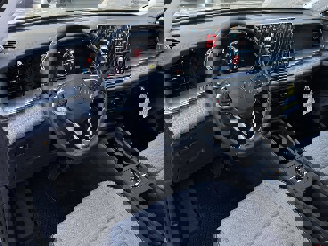 New 2025 Volkswagen Tiguan S image 11