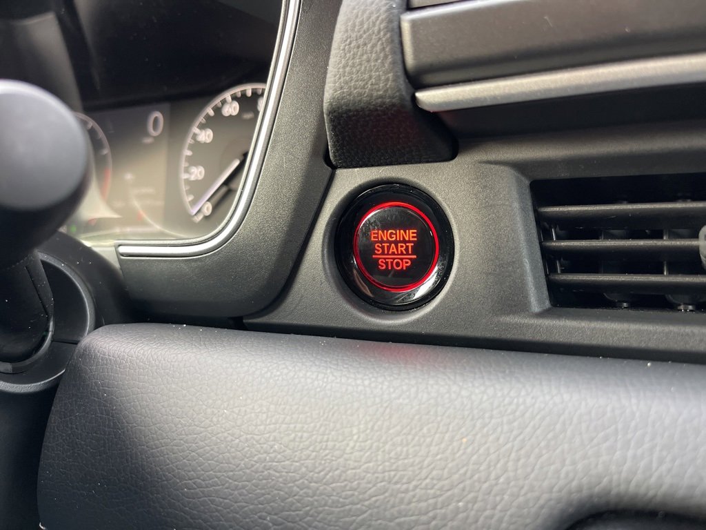 Certified 2025 Honda Pilot EX-L image 17