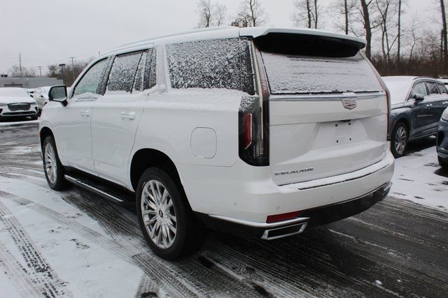 Used 2022 Cadillac Escalade Premium Luxury image 5