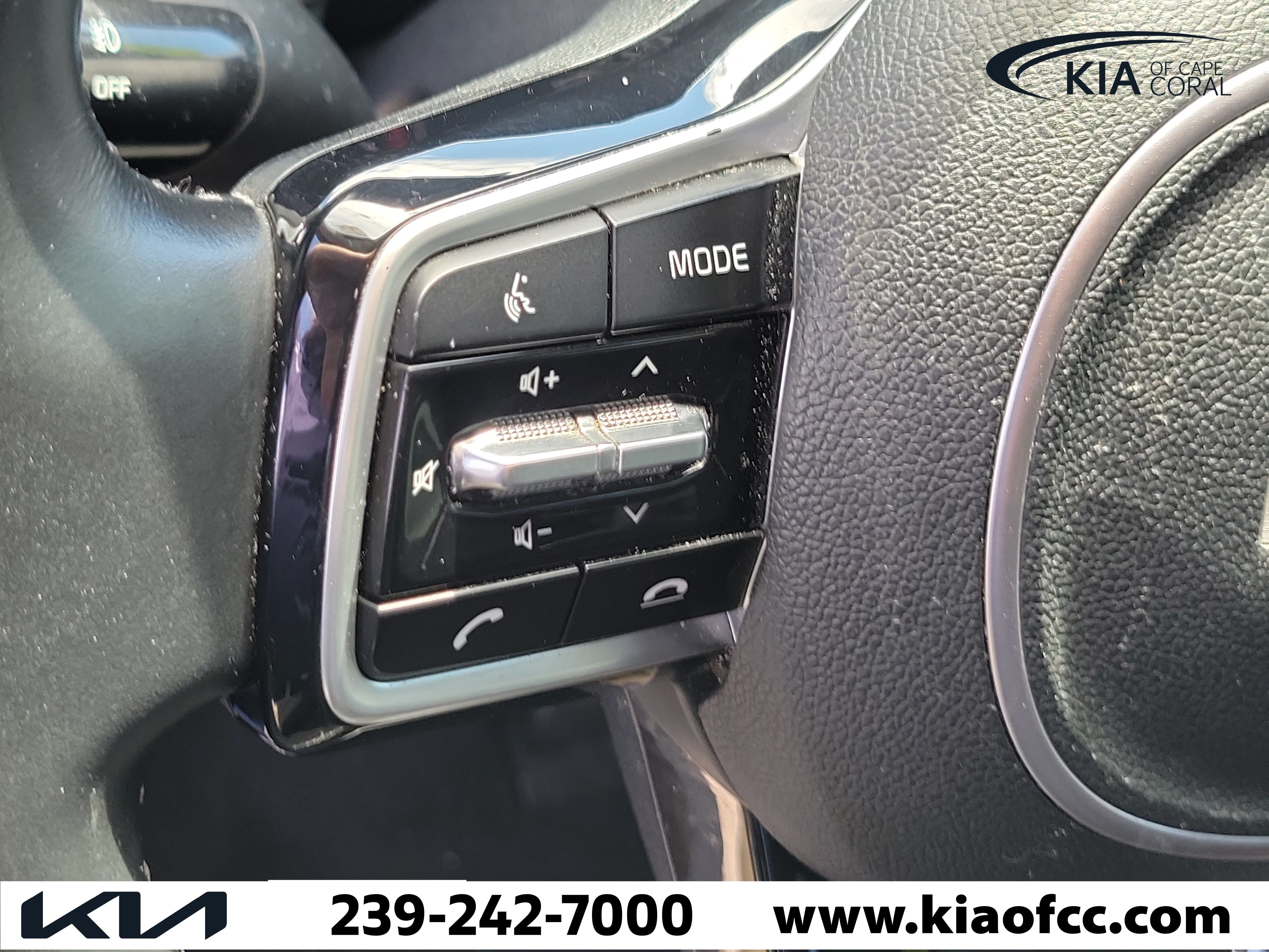Used 2022 Kia Sorento SX AWD/4WD image 27