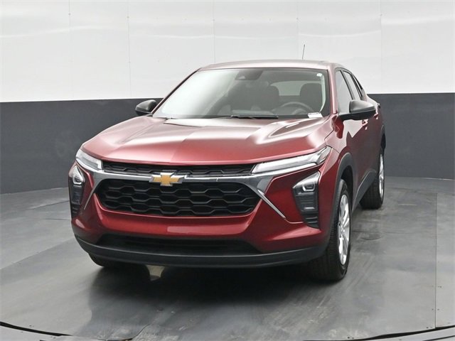 Used 2024 Chevrolet Trax LS image 8